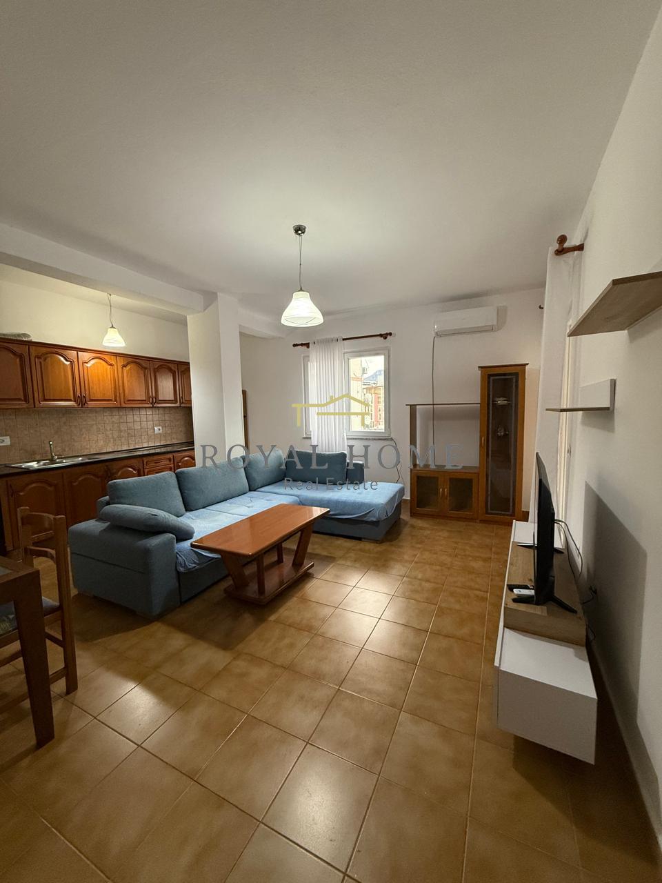 Appartamento 1+1 in affitto in via kavaja