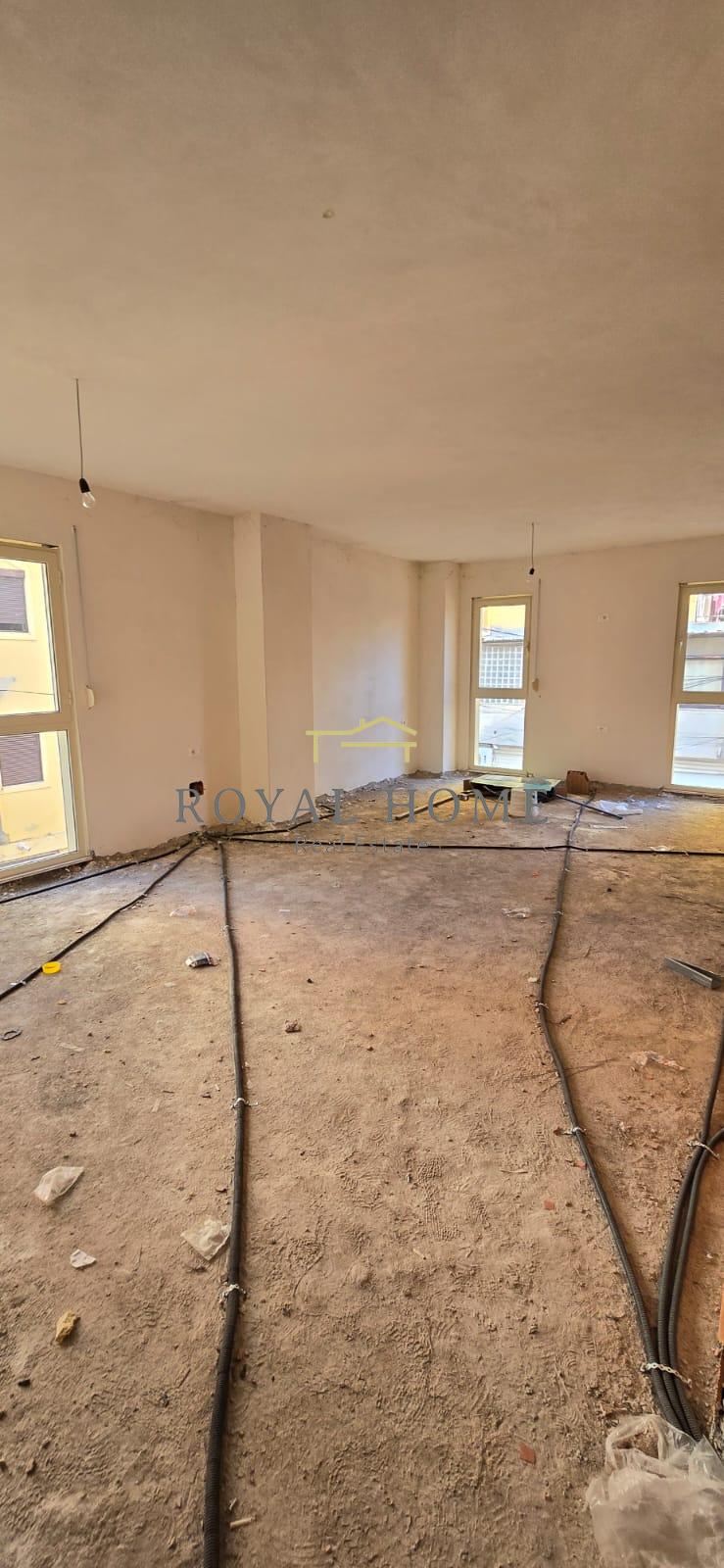 Apartamento en venta cerca de la fiscalía de Tirana