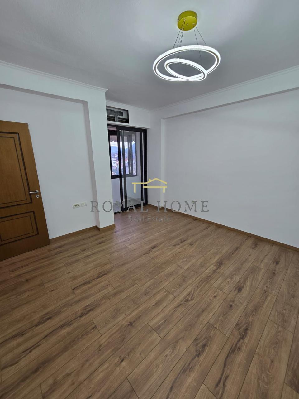 Dibra-strasse, wohnung 1+1 zu verkaufen in der nähe von qsut