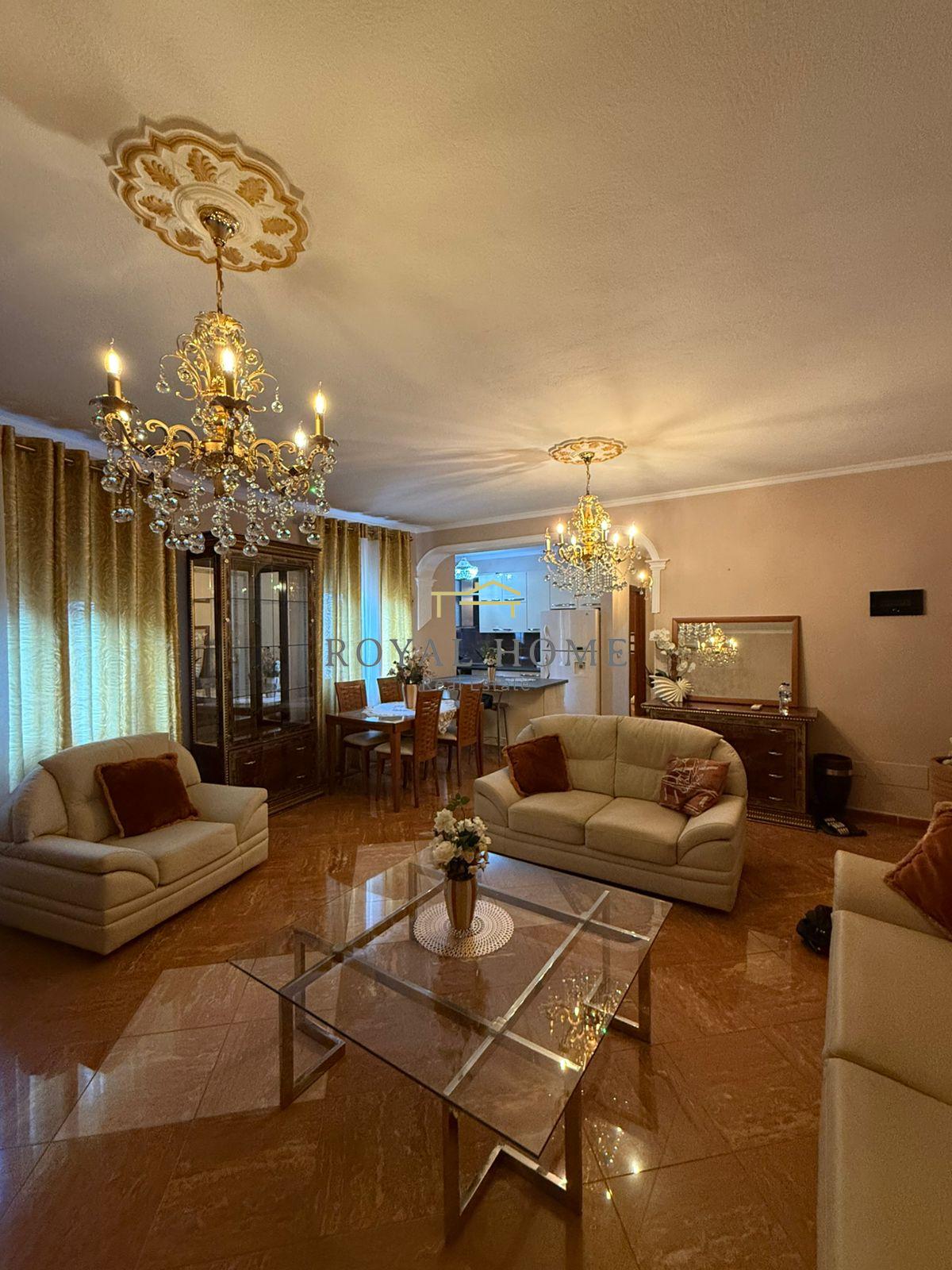Appartamento 2+1 in affitto in piazza skenderbej