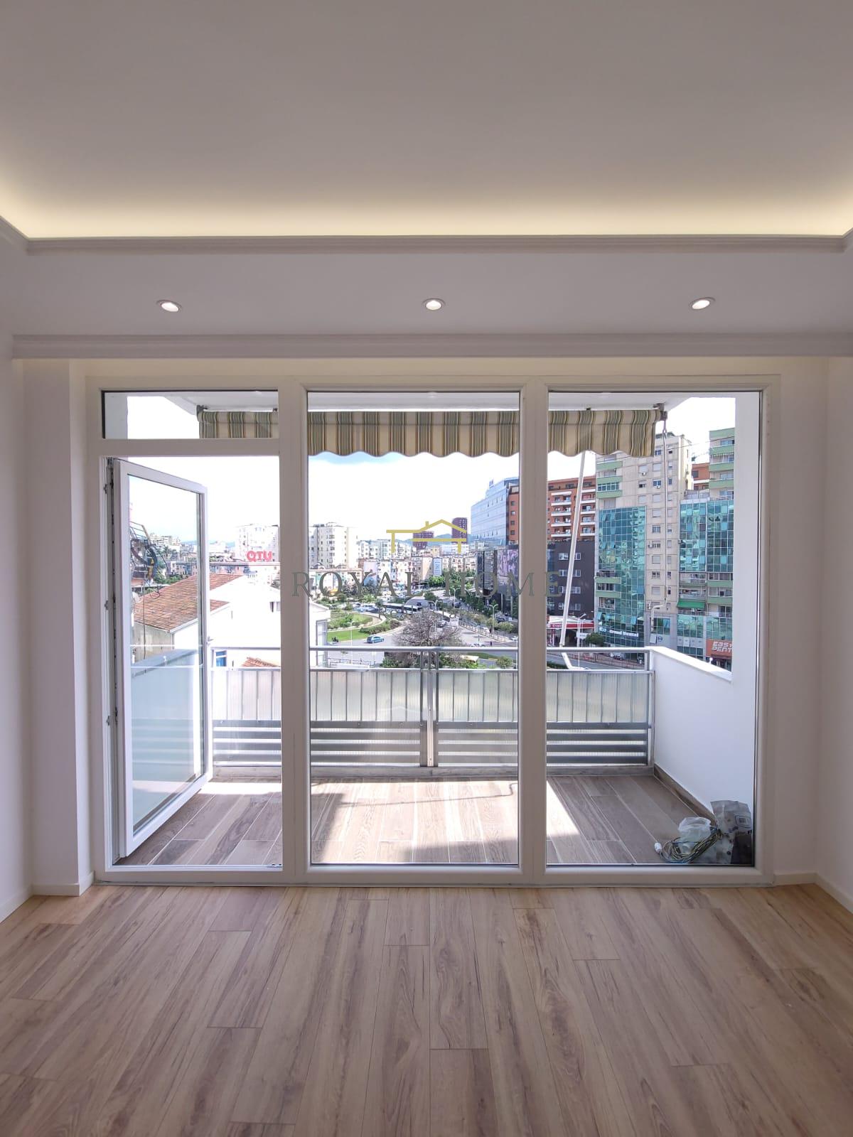 Zogu i zi, appartement 2+1+2 à vendre