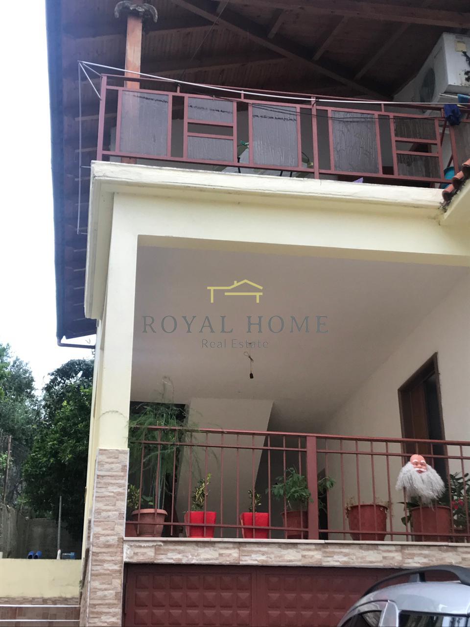 Shitet shtëpi private në Vlorë – Muradie!