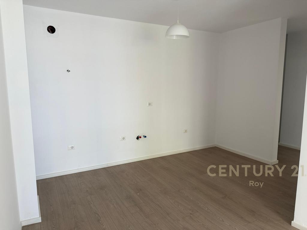 Apartamento 1+1 em shkëmbi i kavajës, Durrës!
