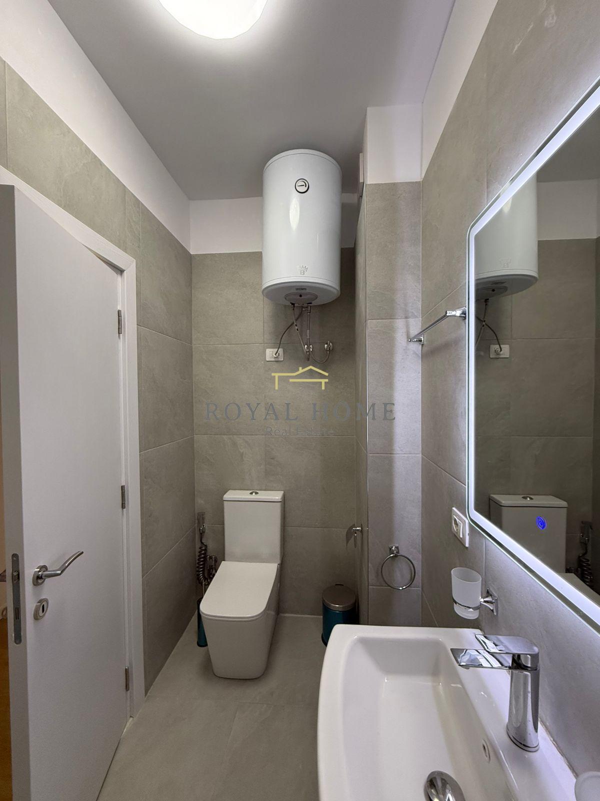 Shitet apartament 2+1 – Pranë zogut të zi