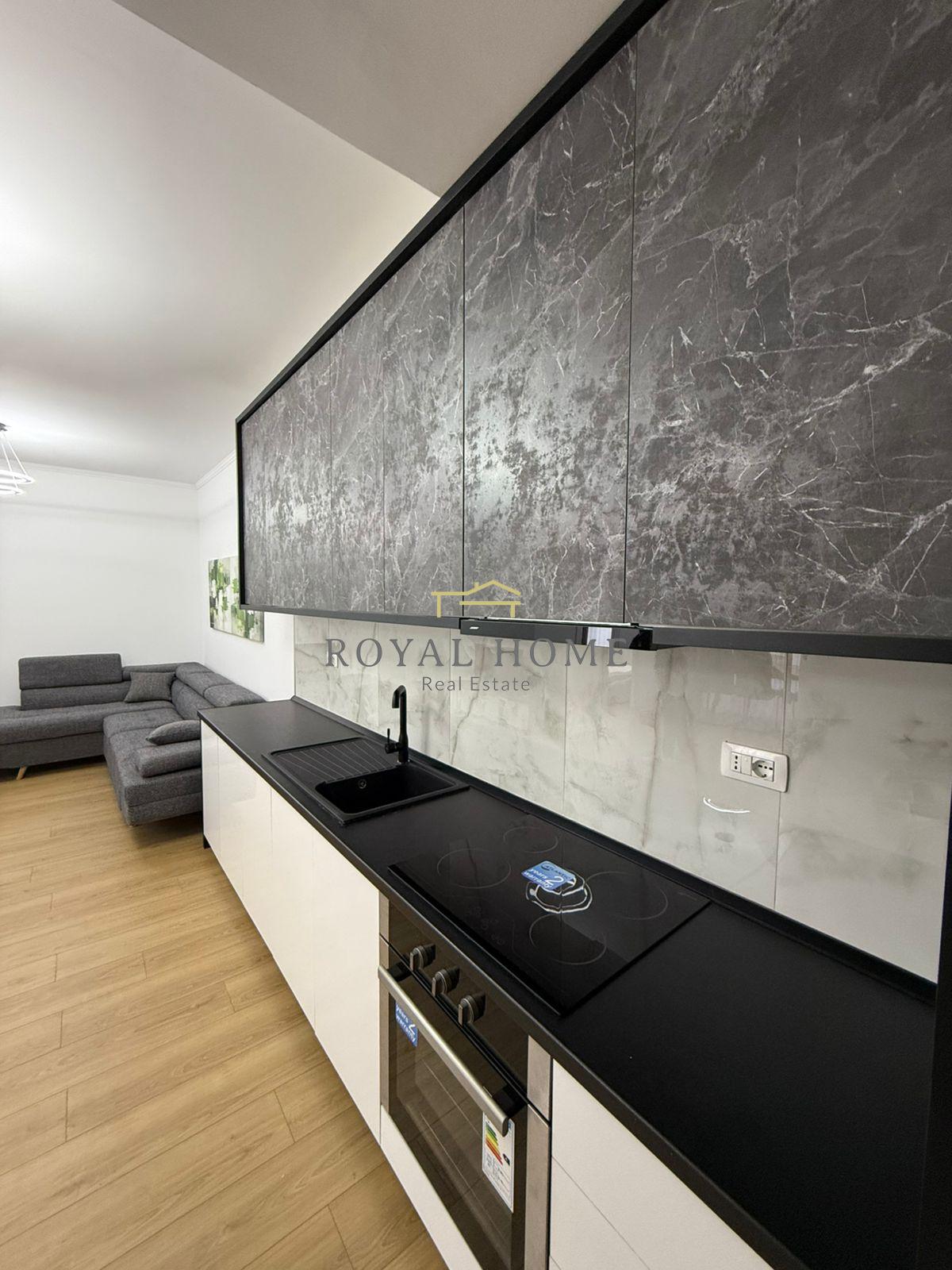 Shitet apartament 2+1 – Pranë zogut të zi