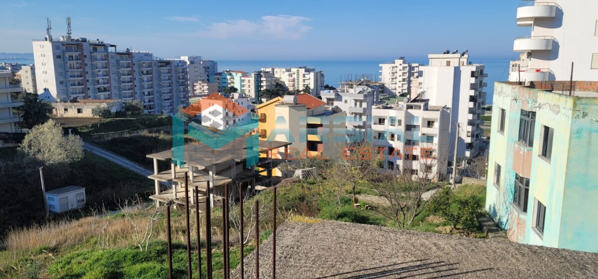 Shitet shtëpi e papërfunduar tek shkëmbi kavajës, Durrës | marsial