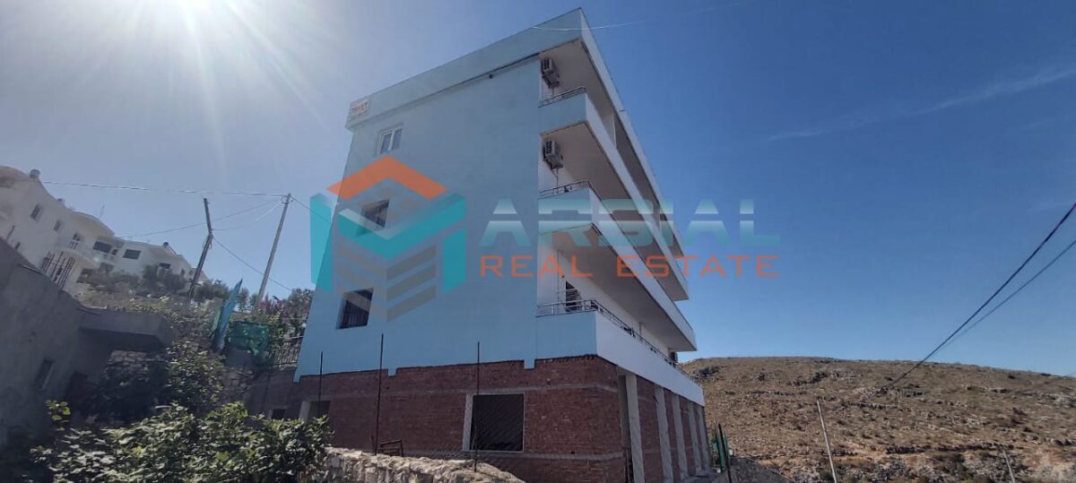 Villa zum verkauf, 4-geschossig in bërdenesh, Saranda | marsial