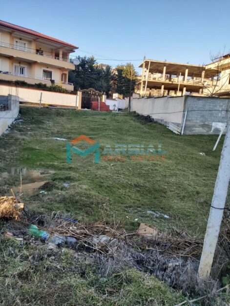 Oportunidad: Terreno de 330 metros cuadrados para construir villas, Sauk, Tirana | marsial