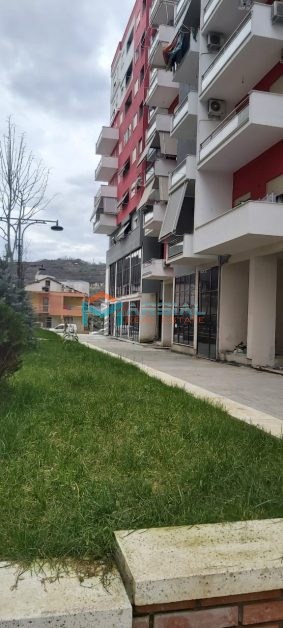 For sale 130 square meter shop opposite american hospital 3 | marsial
