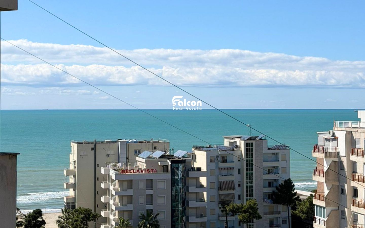 Shitet apartament 2+1 – Shkëmbi i kavajës