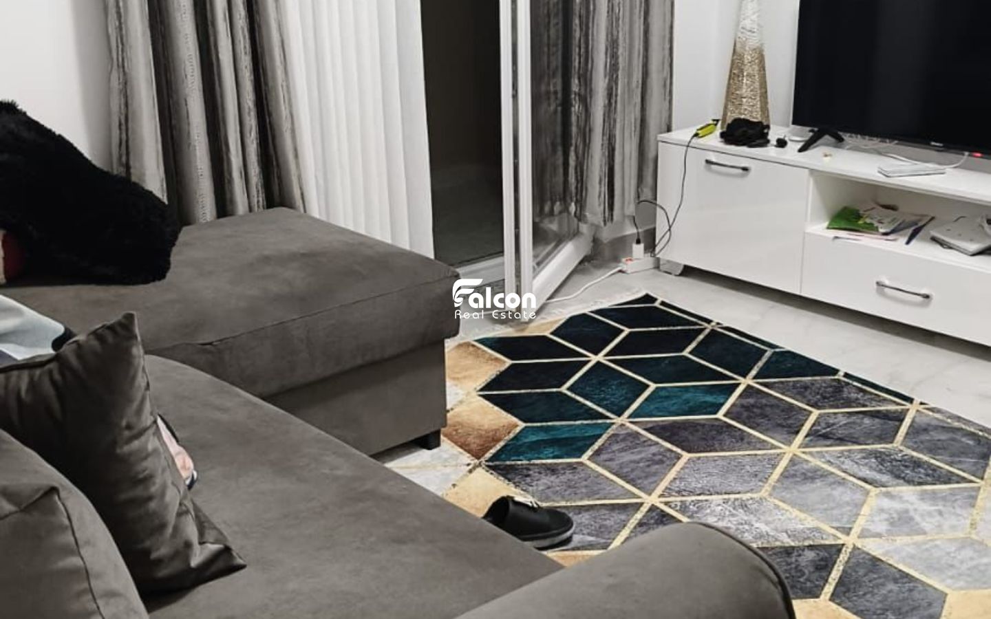 Apartment 1+1 zum verkauf in golem!!