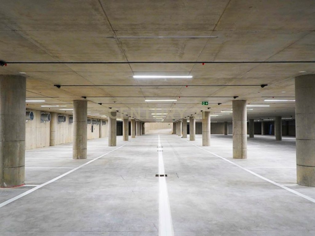 Bulevari nuevo, poste de estacionamiento