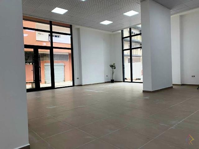 Local comercial en venta cerca del centro