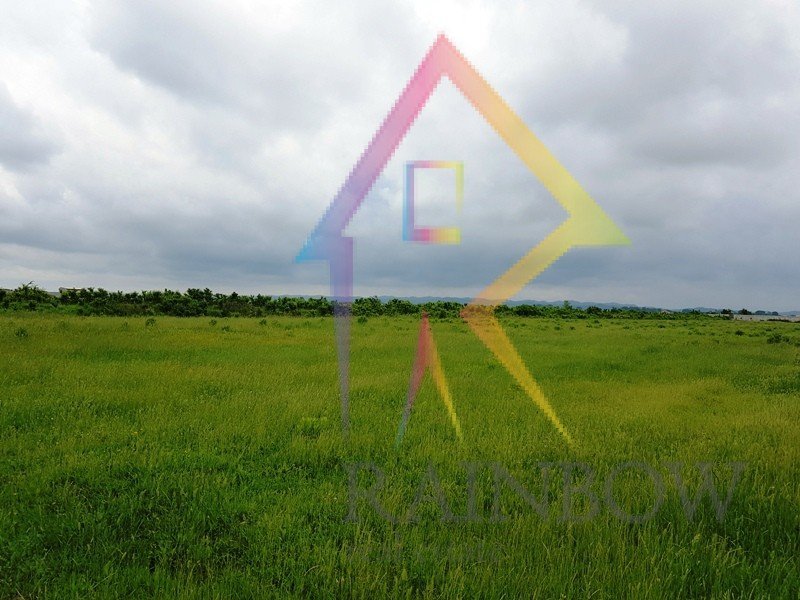 Are grundstück zum verkauf in der nähe der nationalstraße Tirana-durres — Rainbow - real estate albania