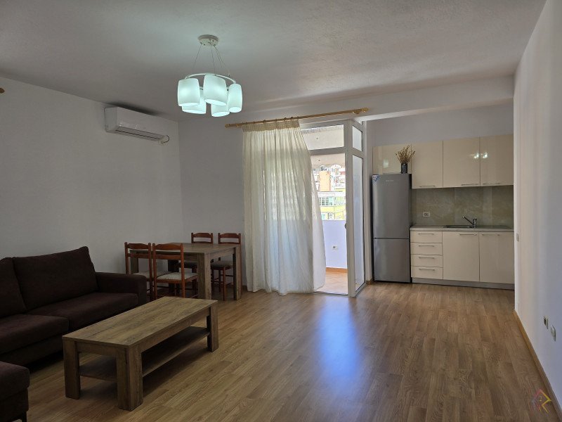 Apartment 1+1 zum verkauf – Rruga luigj gurakuqi, nur 2 minuten vom skënderbej-platz entfernt — Rainbow - real estate albania