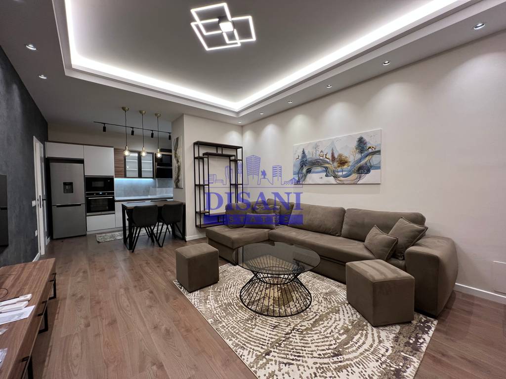Appartement 1+1 à louer seulement à square 21 – Rue de Kavajë