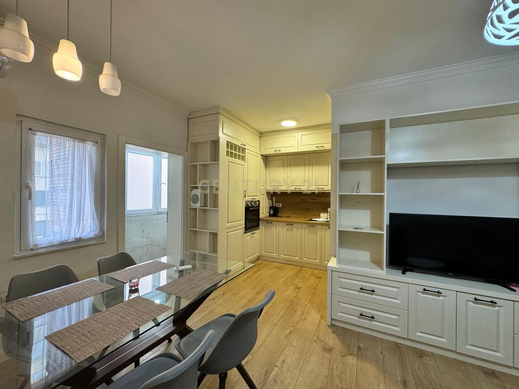 Appartement 2+1 à louer dans bloc bllok