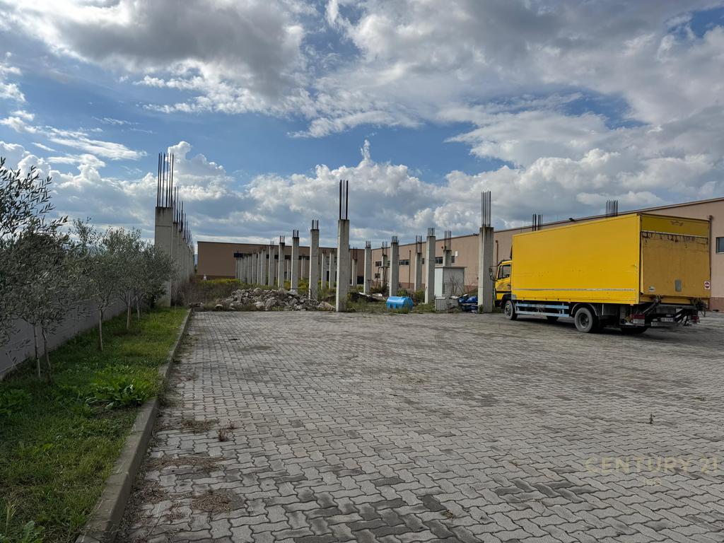 Complesso industriale/commerciale in vendita