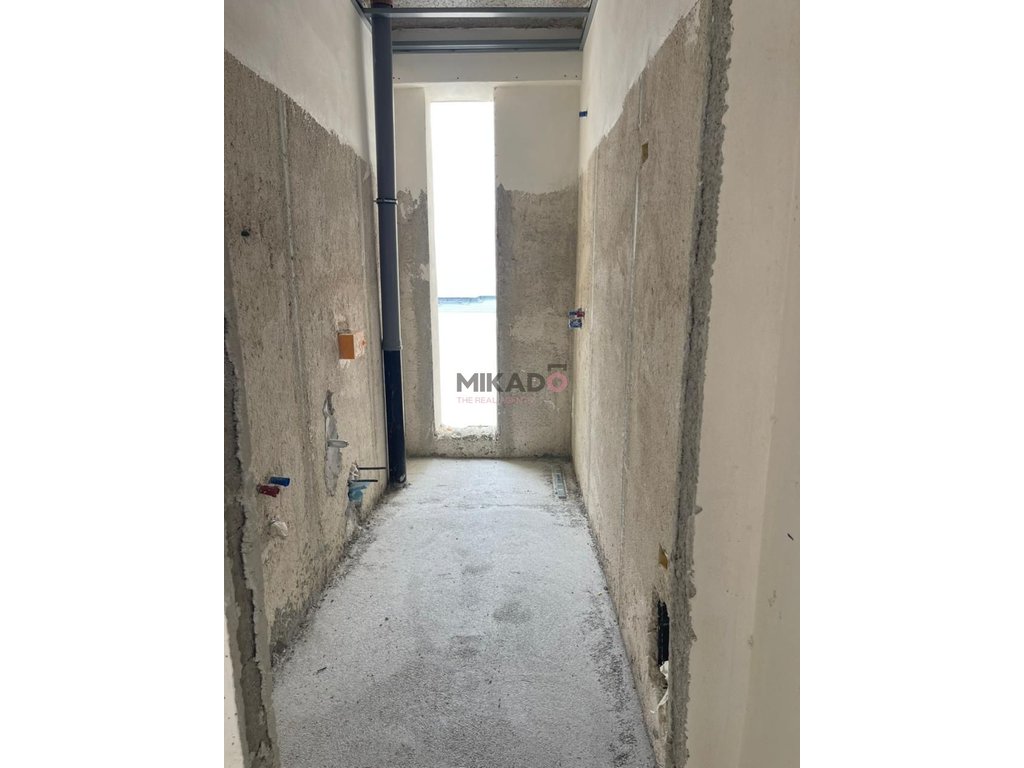 House for sale near uji i ftohtë, vlore! (5)