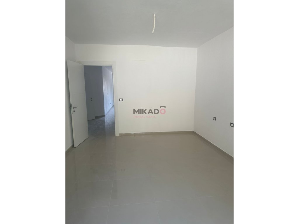 Apartamento en venta 2+1+2 con veranda en white hill, currila durres! (4)