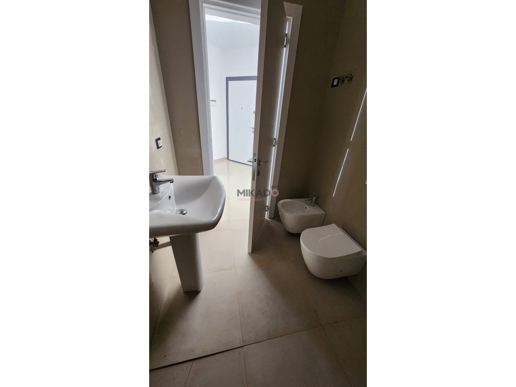 Apartamento en venta 2+1+2 con veranda en white hill, currila durres! (5)