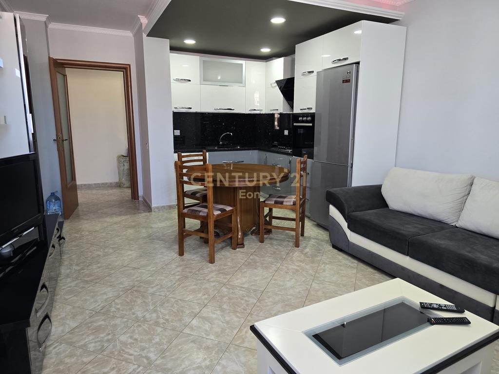 Appartamento in affitto 2+1+2 a Durrës! (2)