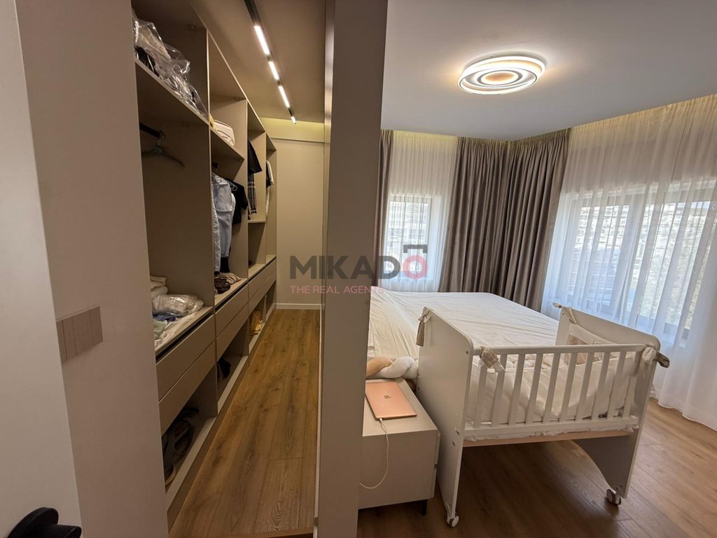 Apartamento para alugar 2+1+3 perto de kodra e diellit!