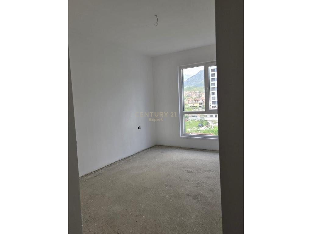 2+1 apartment for sale near klan, Tirana