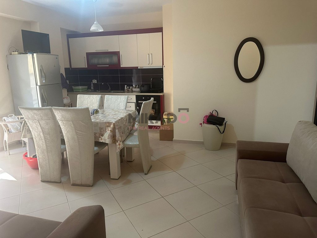 Apartment 1+1 zum verkauf am shkembi i kavajes!