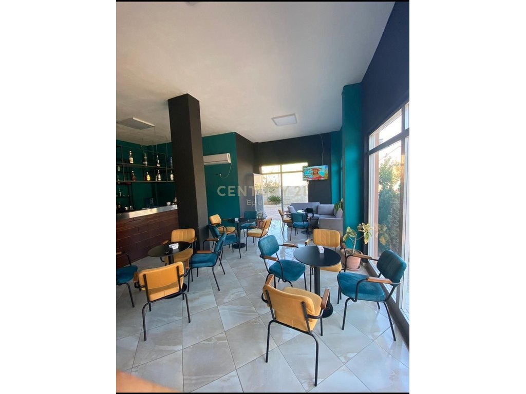 Espace multifonctionnel à louer à shkozet, Durrës!