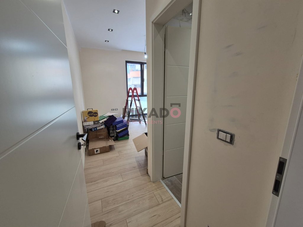 Shitet apartament 2+1+2 tek atsh-ja!