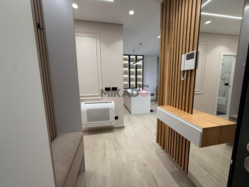 Para alugar: Apartamento 2+1+2 com 1 vaga de estacionamento na residenca sofia, teg!