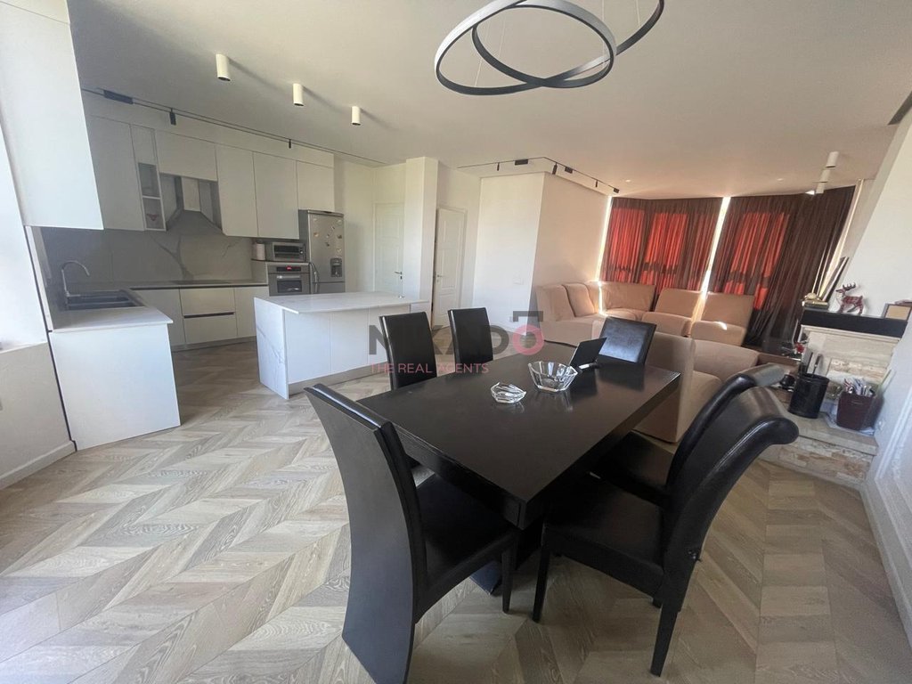 Villa en venta en koder kamez! (3)