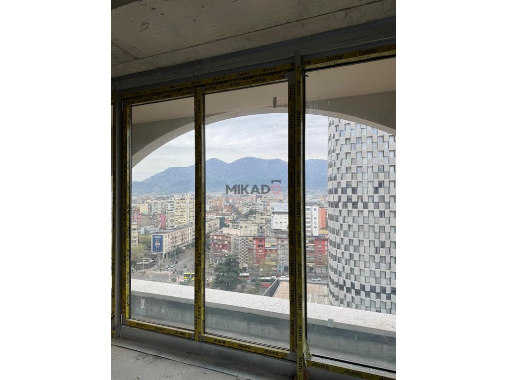Appartement à vendre 2+1+2 près du boulevard de Tirana!