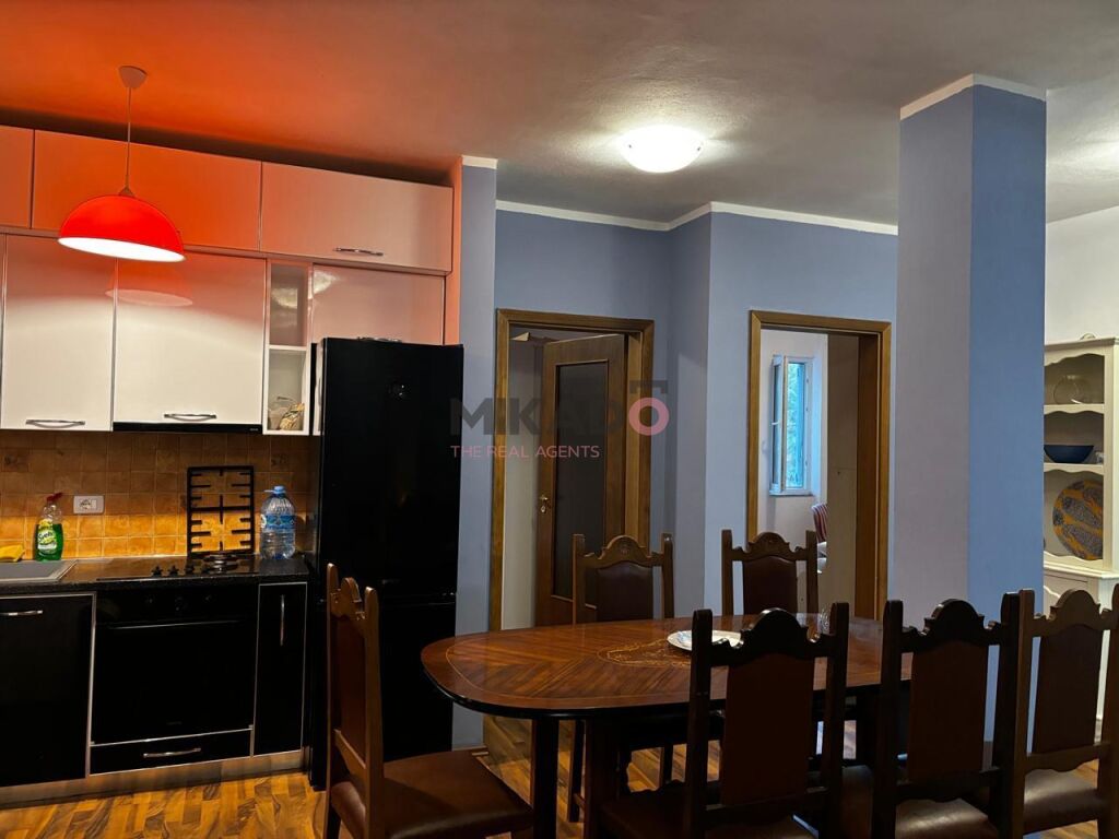 Shitet penthouse ne qerret! (7)