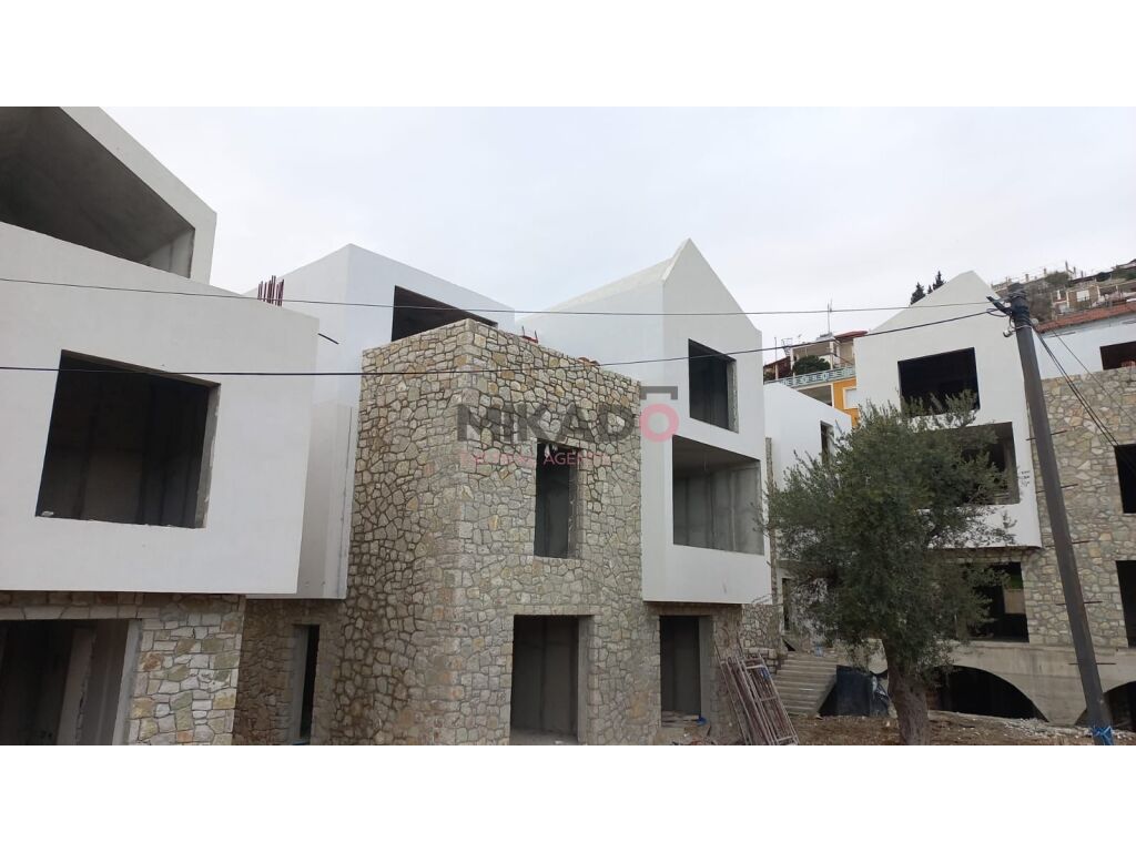 Shitet vilë luksoze – Borgo bello residence, drimadhë !