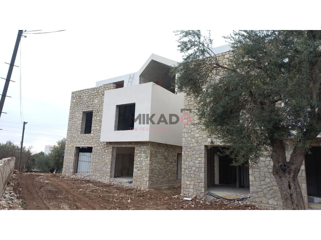 Shitet vilë luksoze – Borgo bello residence, drimadhë !