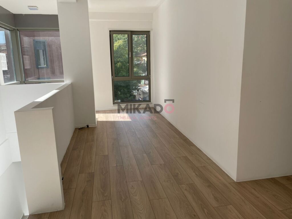 Ufficio in affitto su rruga e kavajes! (2)