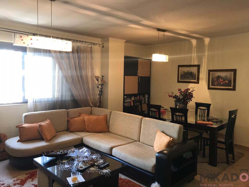 Apartment 2+1+2 zum verkauf in laprake!