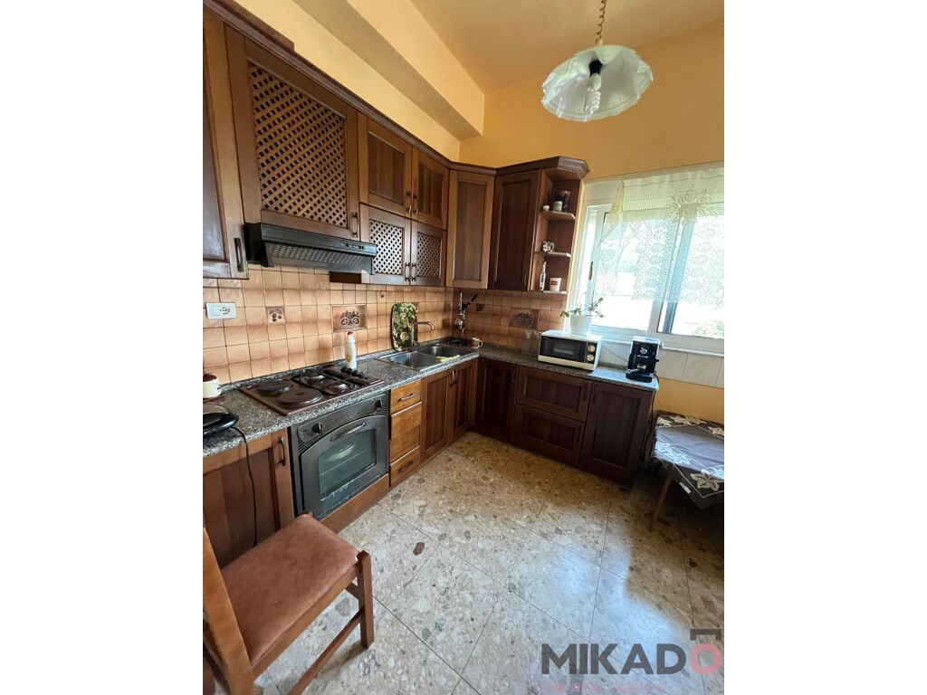 Villa zur miete in Durrës! (4)