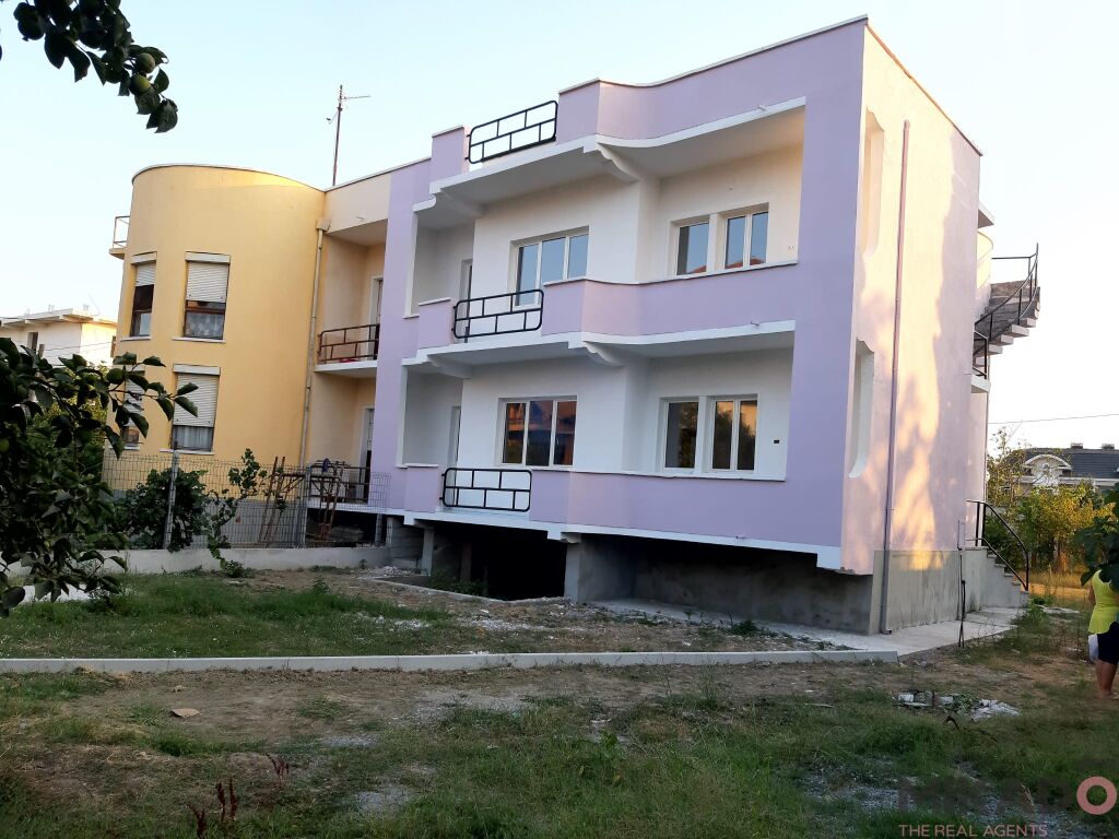 Häuser zum verkauf in durres!