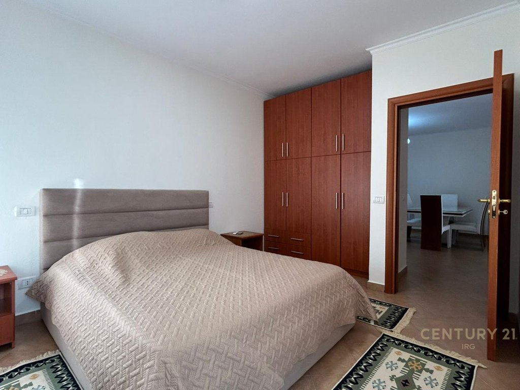 2+1+2 wohnung zur miete in der nähe der kavaja-strasse.