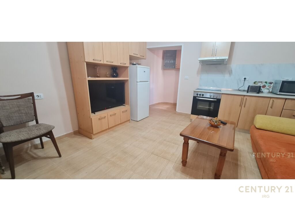 2+1+2 wohnung zur miete in der nähe der kavaja-strasse.