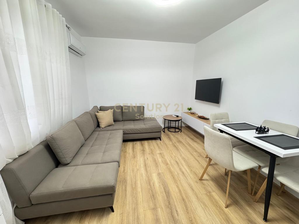 2+1+2 wohnung zur miete in der nähe der kavaja-strasse.