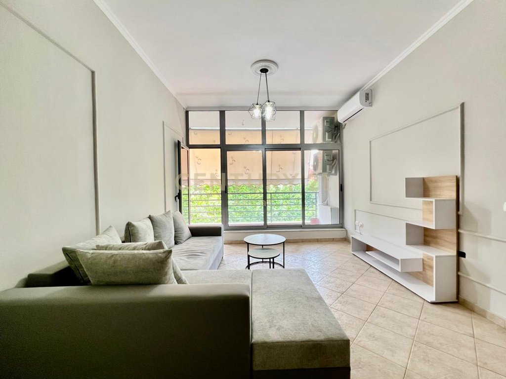 2+1+2 wohnung zur miete in der nähe der kavaja-strasse.