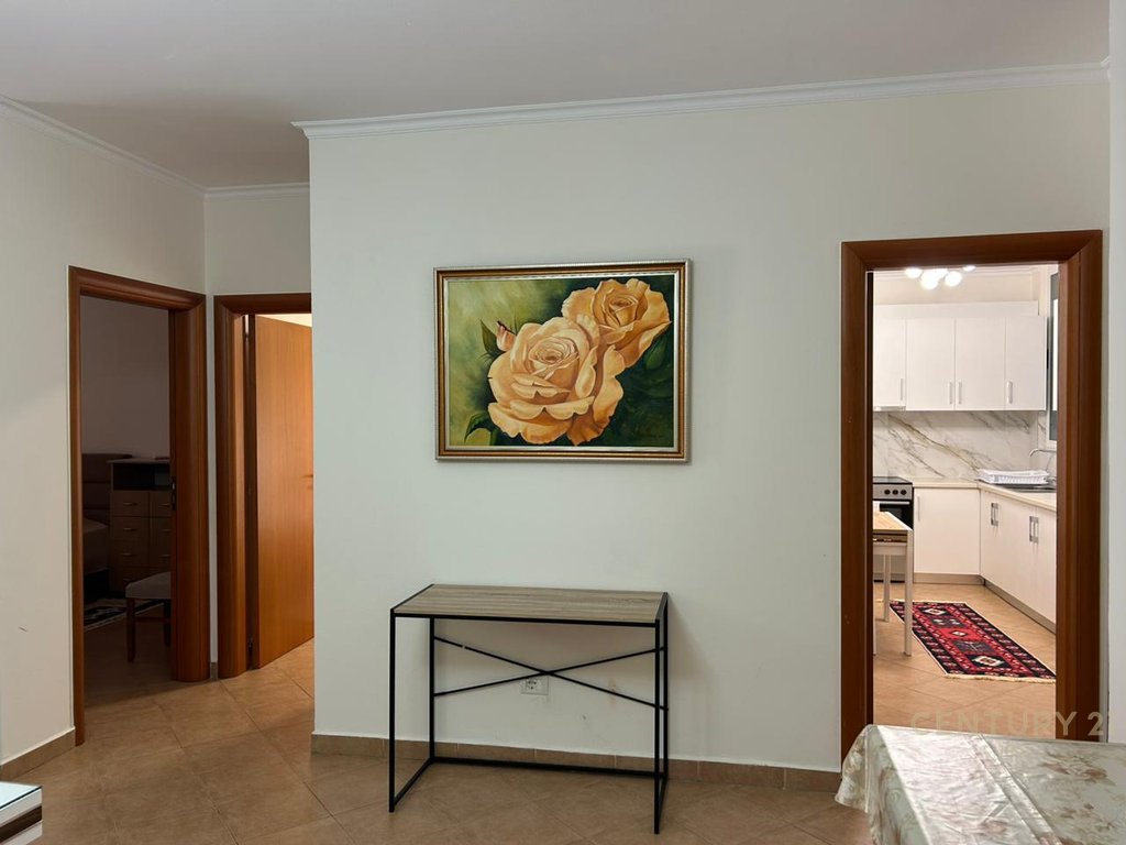 2+1+2 wohnung zur miete in der nähe der kavaja-strasse.