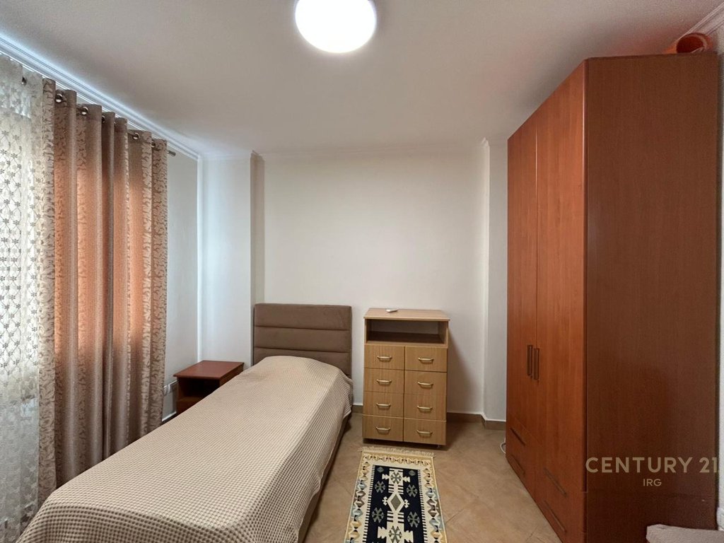 2+1+2 wohnung zur miete in der nähe der kavaja-strasse.