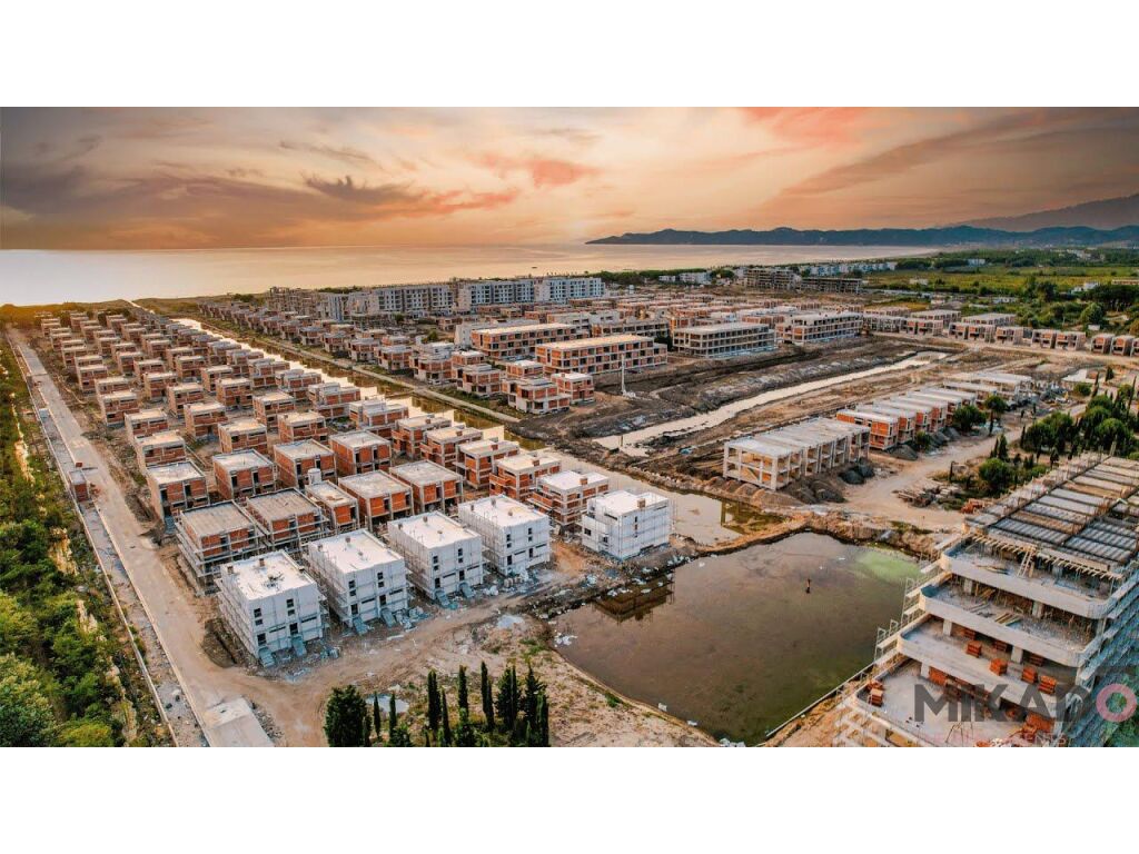 Vila à venda com piscina na "Turquoise Marina", em lalzi bay!