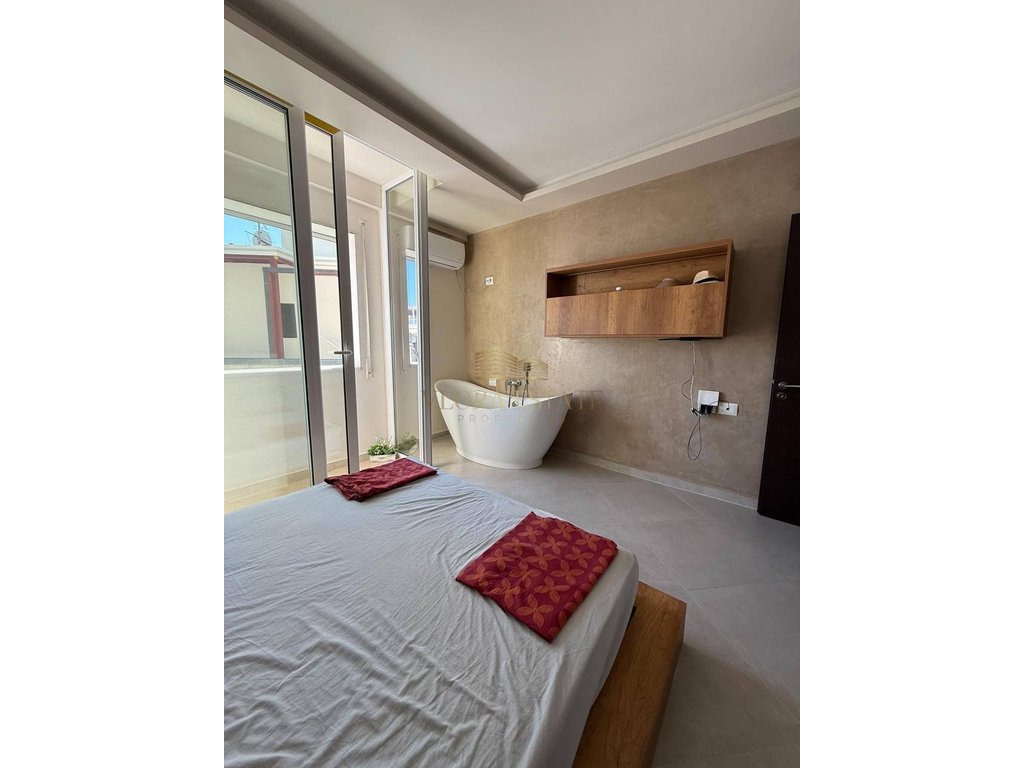 Appartement de luxe 1+1 avec garage sur lungomare