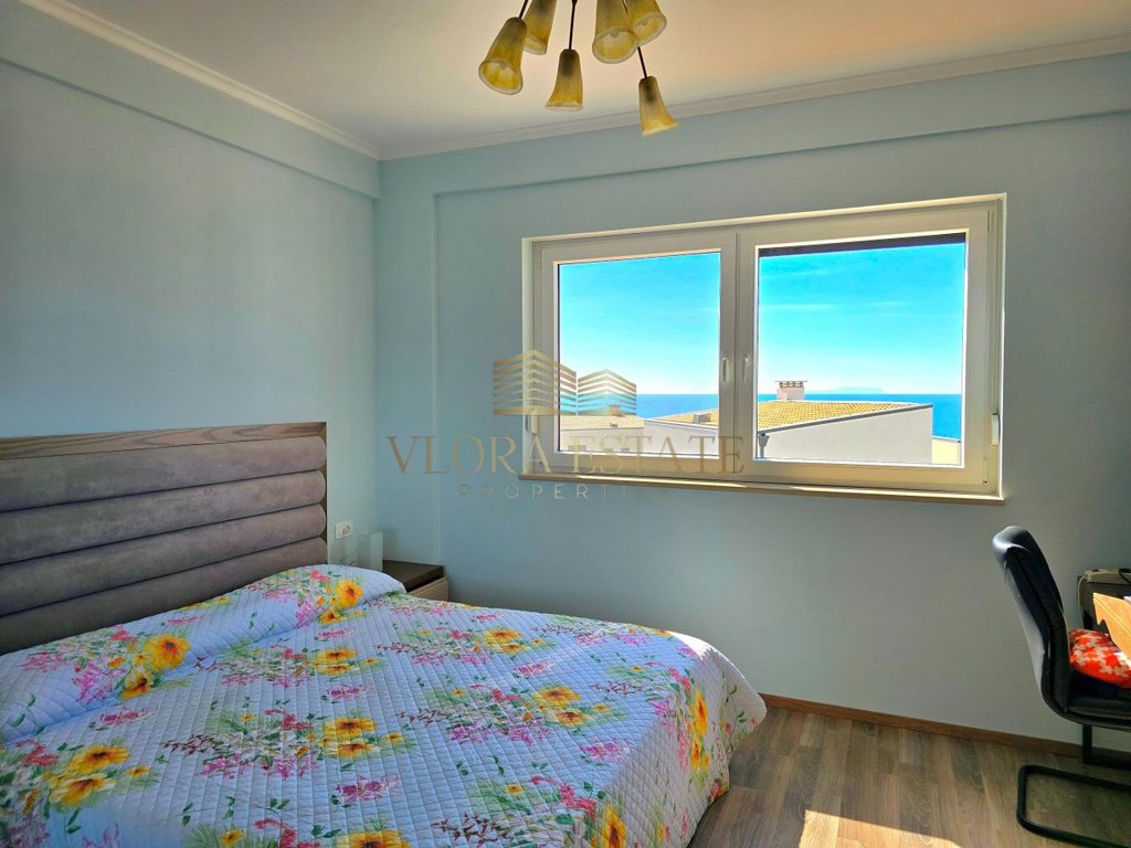 Vile per shitje ne dhermi, tek white rocks residences